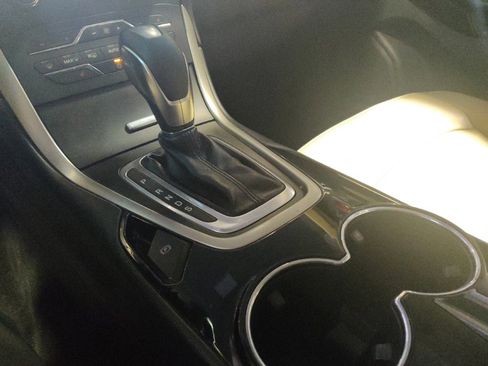 Used 2018 Ford Edge SEL w/ Equipment Group 201A FWD image 26