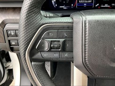 Used 2024 Toyota Tacoma Limited w/ Limited Package (LT) image 10