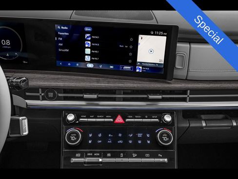 Used 2024 Hyundai Santa Fe Limited image 27