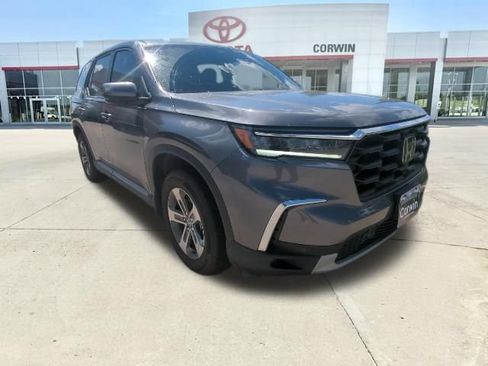 Used 2025 Honda Pilot EX-L image 33