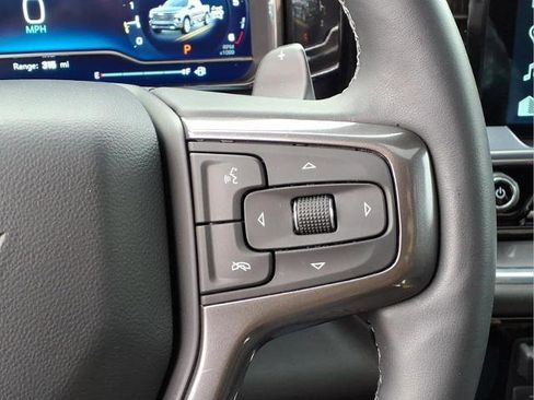 Used 2024 Chevrolet Silverado 1500 High Country w/ High Country Premium Package image 17