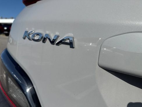 Used 2022 Hyundai Kona SE FWD image 12
