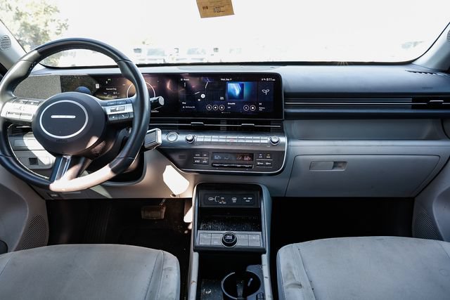 Certified 2025 Hyundai Kona SEL FWD image 12