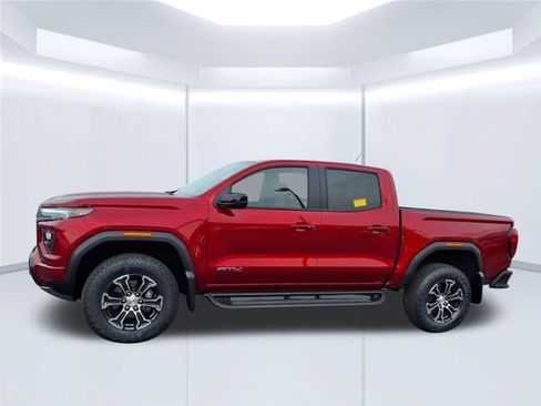 Used 2025 GMC Canyon AT4 AWD/4WD image 24