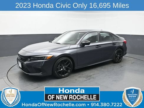 Used 2023 Honda Civic Sport image 1