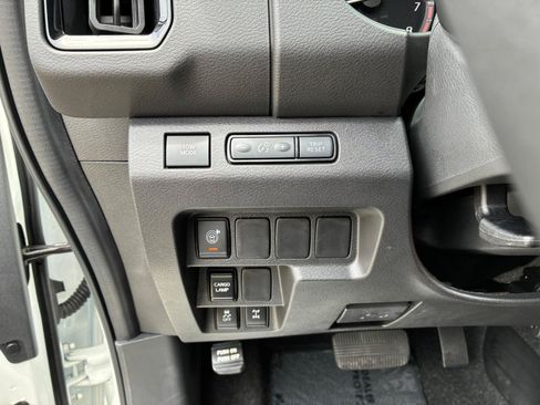 Used 2026 Nissan Frontier PRO-4X AWD/4WD image 21