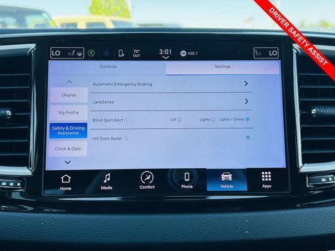 Used 2022 Chrysler Pacifica Touring-L FWD image 7