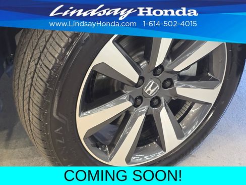 Used 2025 Honda Pilot Touring image 25