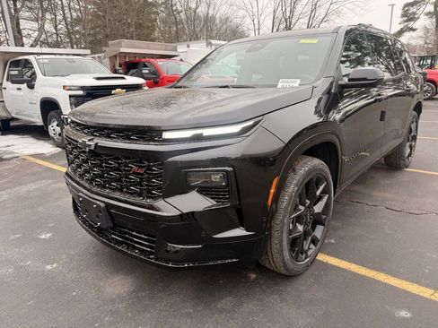 New 2026 Chevrolet Traverse RS w/ LPO, Floor Liner Package image 2