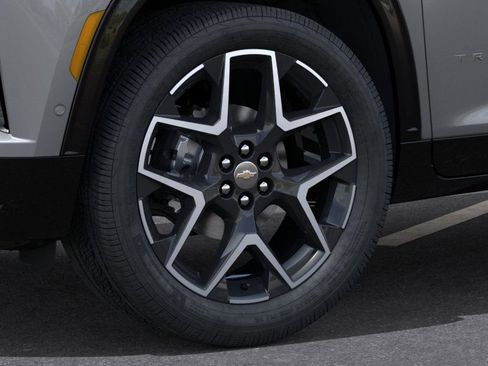 New 2026 Chevrolet Traverse High Country w/ LPO, Floor Liner Package image 9