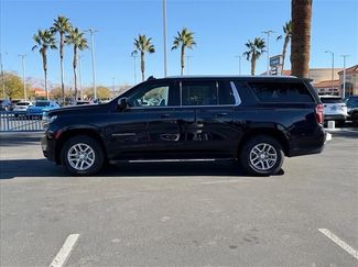 Used 2024 Chevrolet Suburban LT video 1