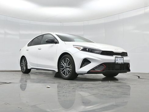 Used 2023 Kia Forte GT-Line w/ GT-Line Premium Package FWD image 41