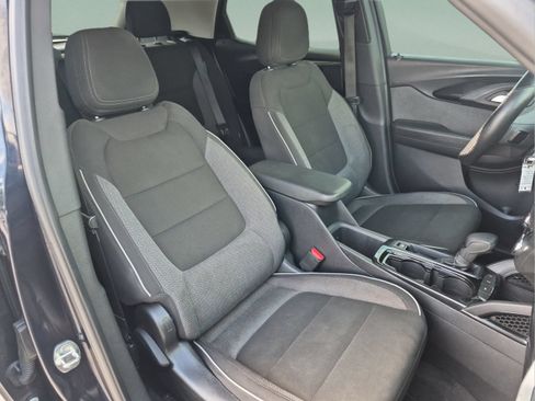 Used 2021 Chevrolet TrailBlazer LS FWD image 18