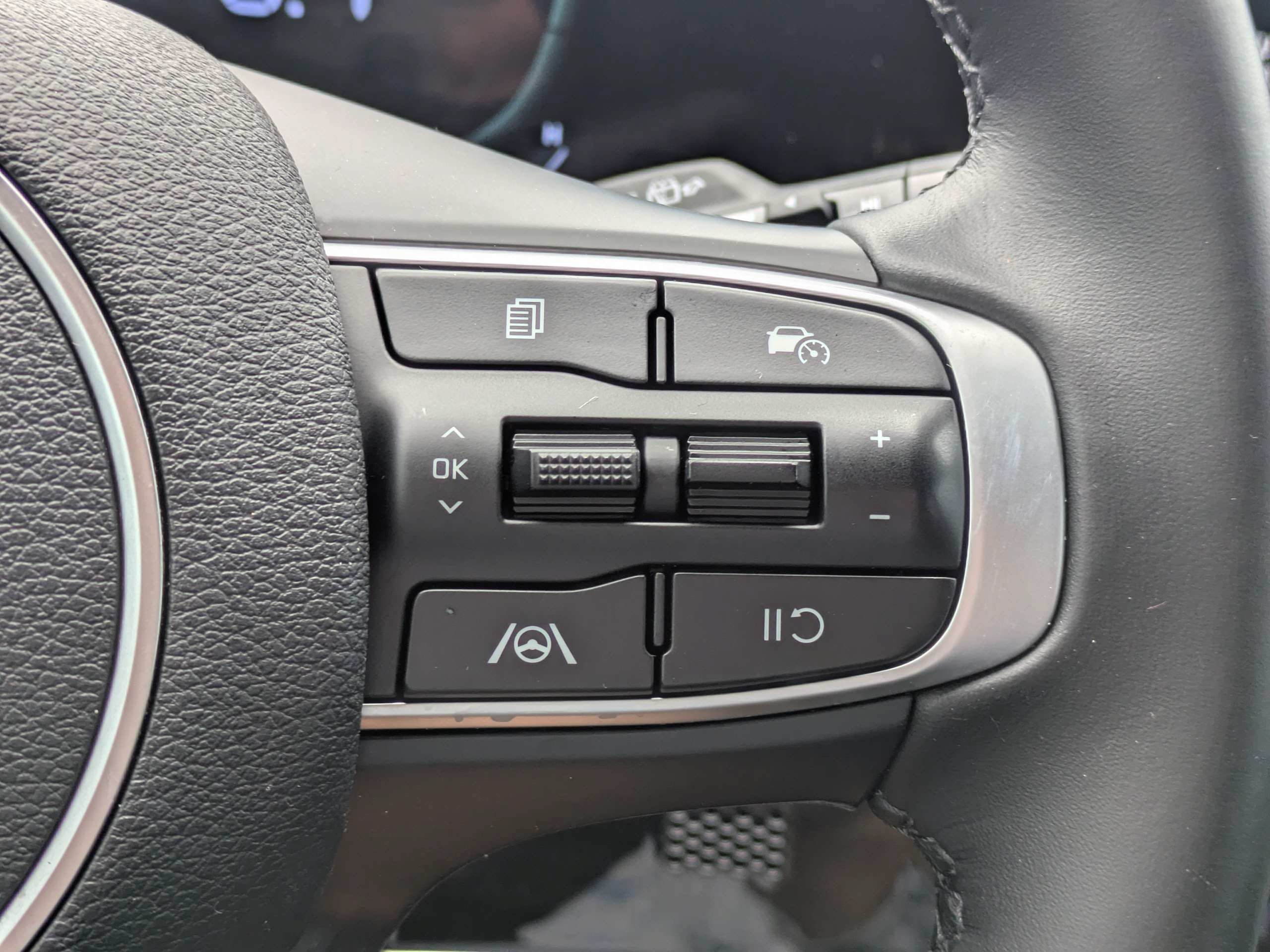 Used 2023 Kia Sportage X-Line w/ X-Line Premium Package AWD/4WD image 27