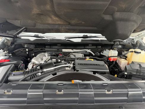 Used 2022 GMC Sierra 2500 Pro w/ Convenience Package image 14