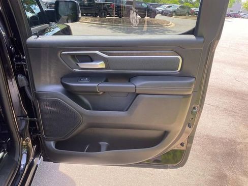 Used 2022 RAM 1500 Big Horn AWD/4WD image 33