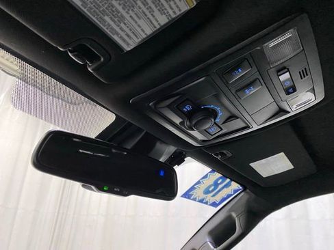 Certified 2018 Toyota Tacoma TRD Off-Road image 21