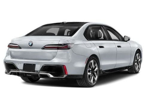 New 2026 BMW 740i w/ Executive Package RWD image 2