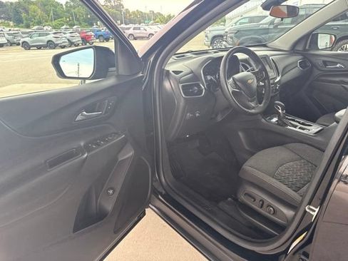 Used 2024 Chevrolet Equinox LT AWD/4WD image 11
