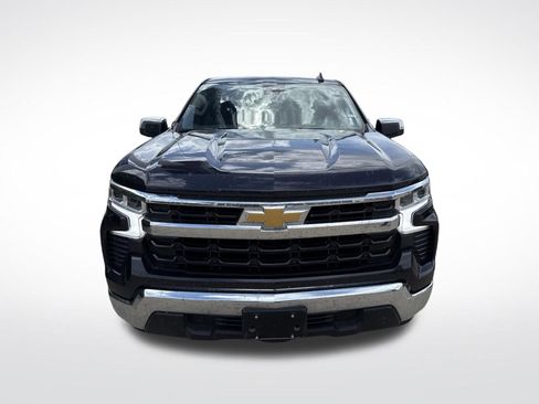 Used 2024 Chevrolet Silverado 1500 LT RWD image 2