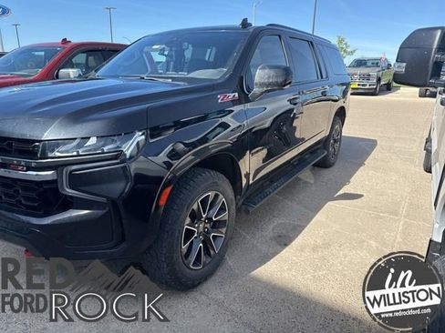 Used 2022 Chevrolet Suburban Z71 w/ Max Trailering Package AWD/4WD image 1
