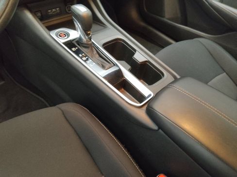 Used 2024 Nissan Sentra SV FWD image 26