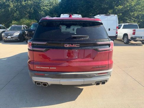 Used 2025 GMC Acadia Elevation w/ Elevation Premium Package AWD/4WD image 7