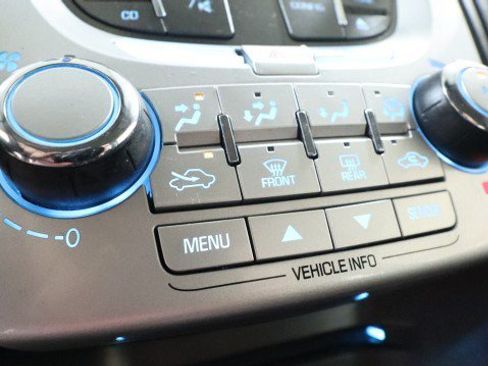 Used 2015 Chevrolet Equinox LS FWD image 15