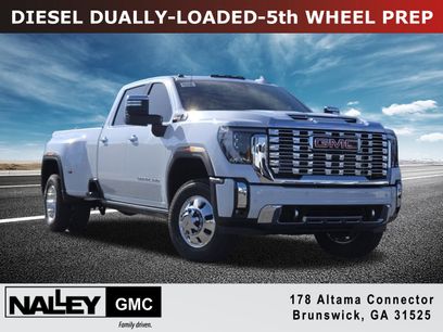 New 2026 GMC Sierra 3500 Denali w/ Denali Reserve Package