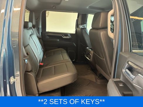 Used 2025 Chevrolet Silverado 2500 LTZ w/ LTZ Plus Package AWD/4WD image 9