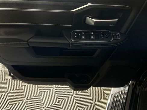 Used 2024 RAM 2500 Big Horn w/ Safety Group image 23