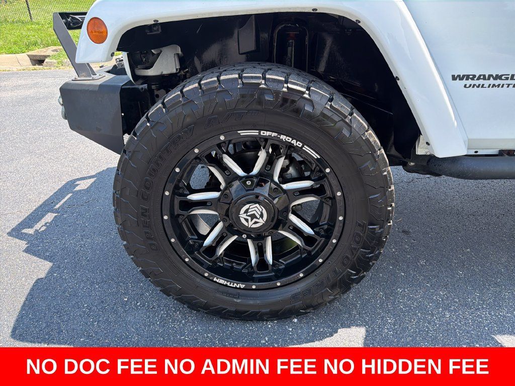 Used 2017 Jeep Wrangler Unlimited Rubicon AWD/4WD image 28