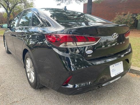 Used 2019 Hyundai Sonata SE FWD image 3