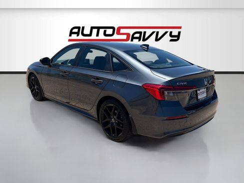 Used 2023 Honda Civic Sport image 5