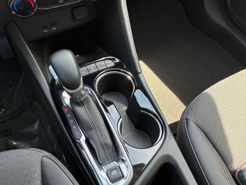 Used 2025 Buick Encore GX Preferred image 40