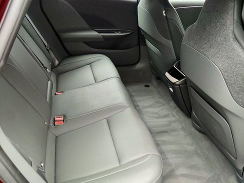 Used 2024 Lucid Air Pure image 24