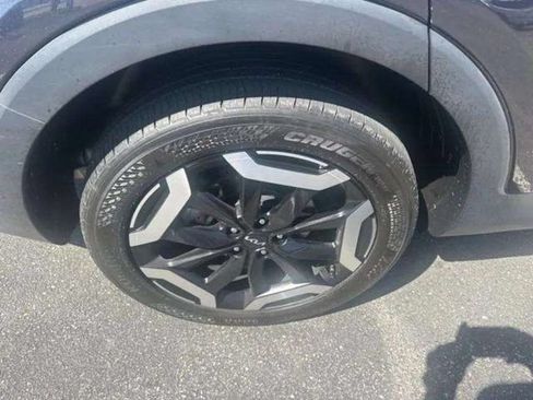 Used 2025 Kia Telluride S FWD image 21