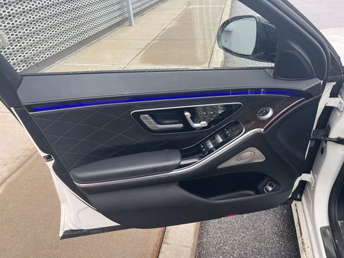 Used 2021 Mercedes-Benz S 580 4MATIC Sedan image 55