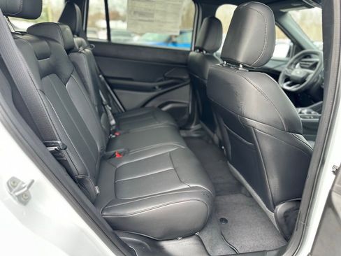 New 2026 Jeep Cherokee Limited image 21