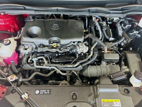 Used 2023 Toyota Sienna Platinum FWD image 32