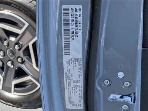 New 2026 Jeep Cherokee Laredo AWD/4WD image 20