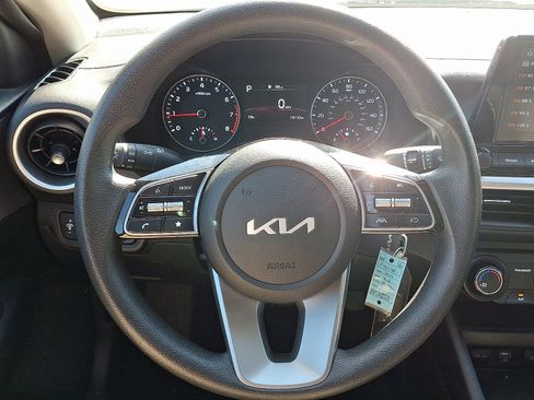Used 2024 Kia Forte LXS FWD image 19