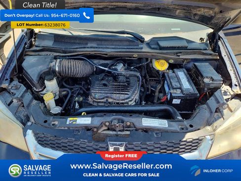 Used 2015 Dodge Grand Caravan SE w/ Quick Order Package 29E SE FWD image 16