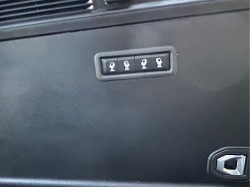 New 2023 Jeep Wagoneer Series III w/ Premium Group I image 24