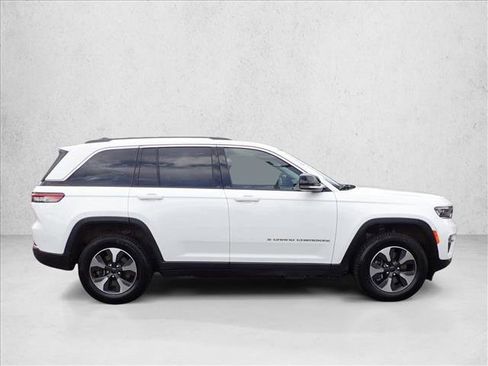 Used 2022 Jeep Grand Cherokee Limited 4xe AWD/4WD image 5