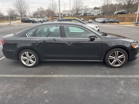 Used 2014 Volkswagen Passat 1.8T SE image 13