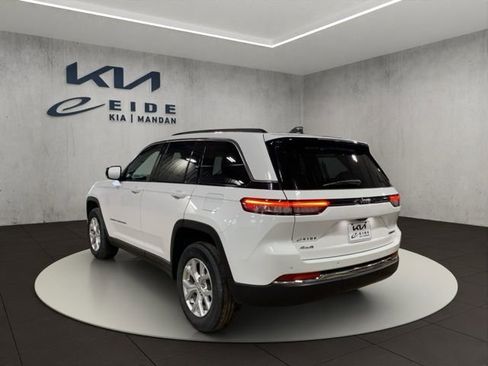 Used 2023 Jeep Grand Cherokee Limited image 41