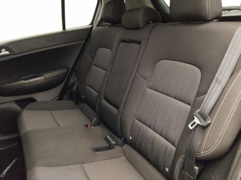 Used 2021 Kia Sportage LX FWD image 18