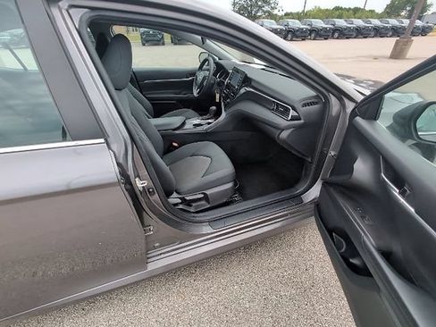 Used 2023 Toyota Camry LE FWD image 3