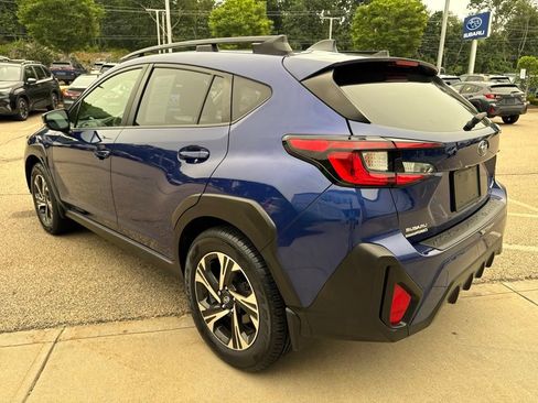Used 2024 Subaru Crosstrek 2.0i Premium AWD/4WD image 4